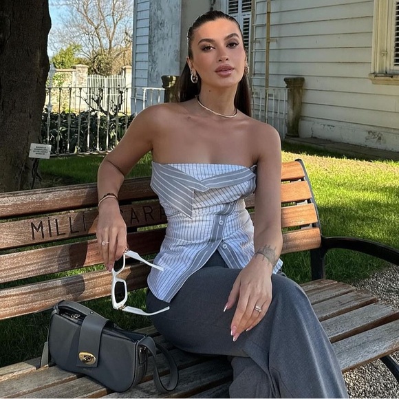 🖤 SHIP SEPARATELY 🖤 Size XS | Zara | Strapless Striped Top - Picture 4 of 12